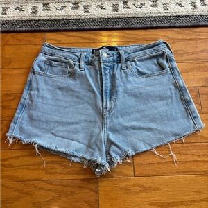 Hollister High Rise Denim Shorts Size 7